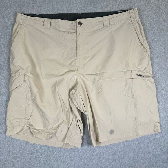 Columbia Cargo Shorts Mens 44 Beige Tan Cargo Khaki Pocket Outdoors stain - Picture 1 of 8